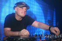 Dave Pearce Official Press Photo 11