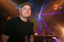Dave Pearce Official Press Photo 6